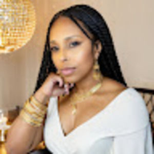 Meet your Posher, Lakeisha